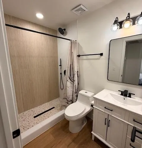 Arcadia Lite Unit 4 Remote Work Ready Apartment Phoenix
